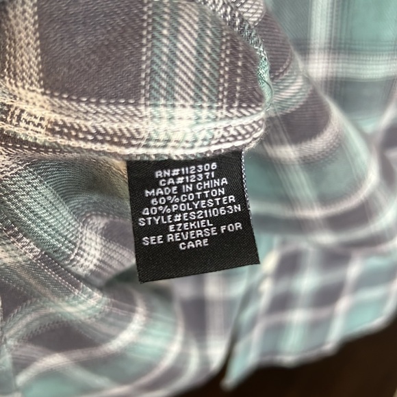 Ezekiel- short sleeve, plaid flannel - Picture 7 of 7